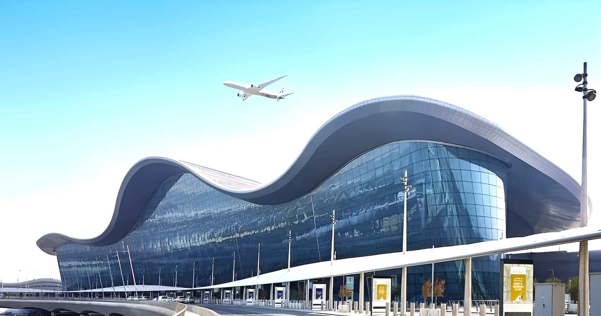 إطلاق “النقطة الواحدة للمسافرين جوًا” بين الإمارات والبحرين لتعزيز السفر الذكي