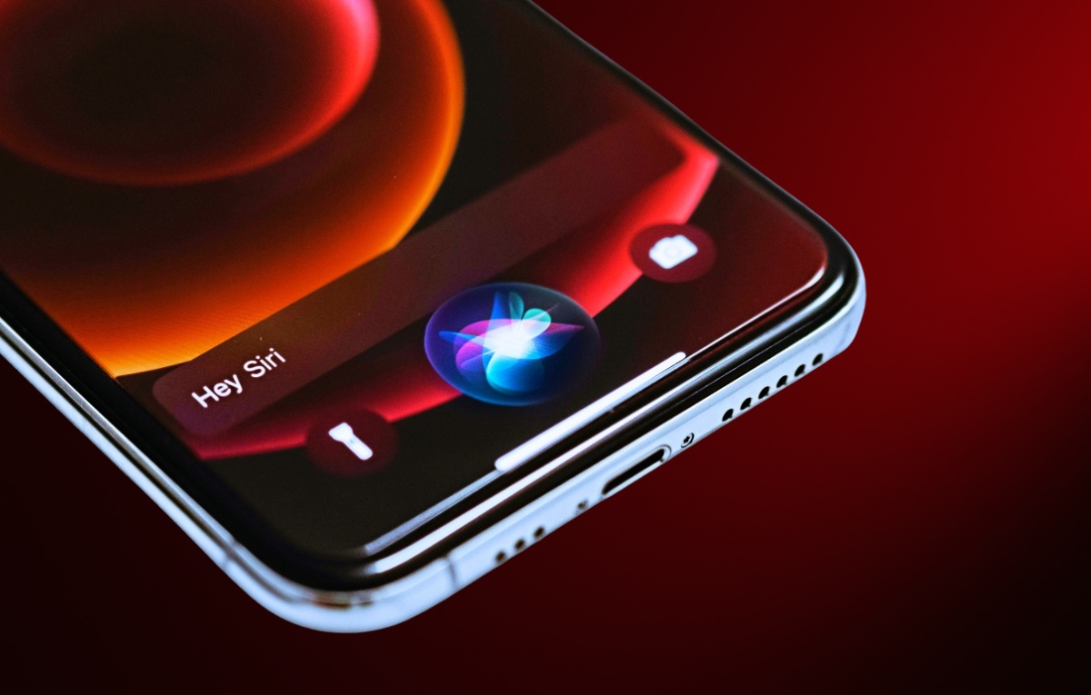 آبل تعتزم دعم كافة تطبيقات الذكاء الاصطناعي في “سيري”