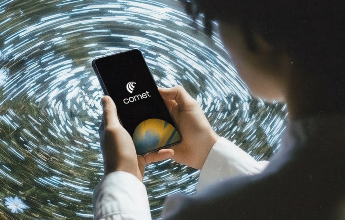 Perplexity تطلق متصفح الذكاء الاصطناعي Comet مجانًا لهواتف آيفون