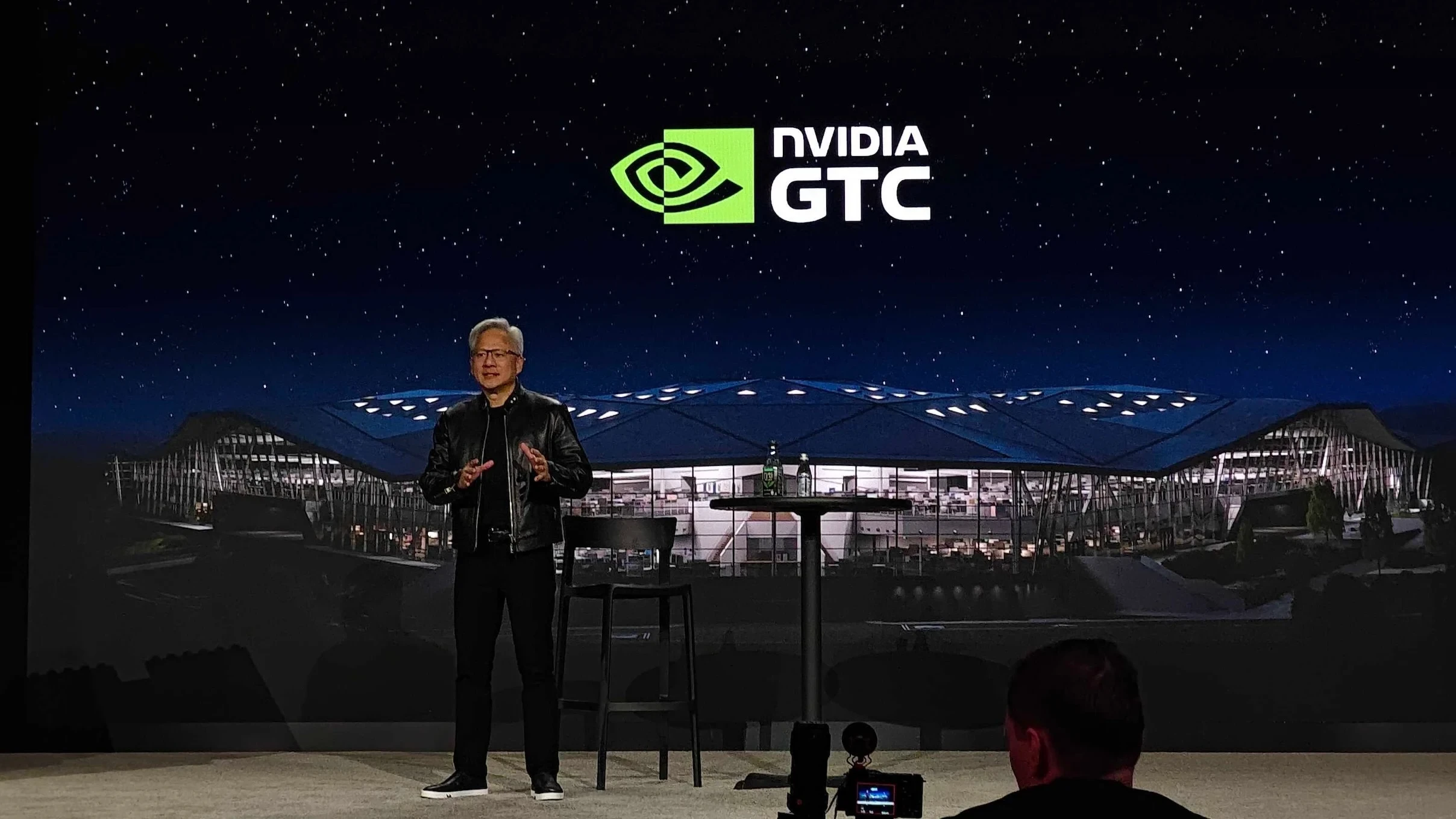 مؤتمر GTC26: جنسن هوانغ يُطمئن المستائين من تقنية DLSS 5