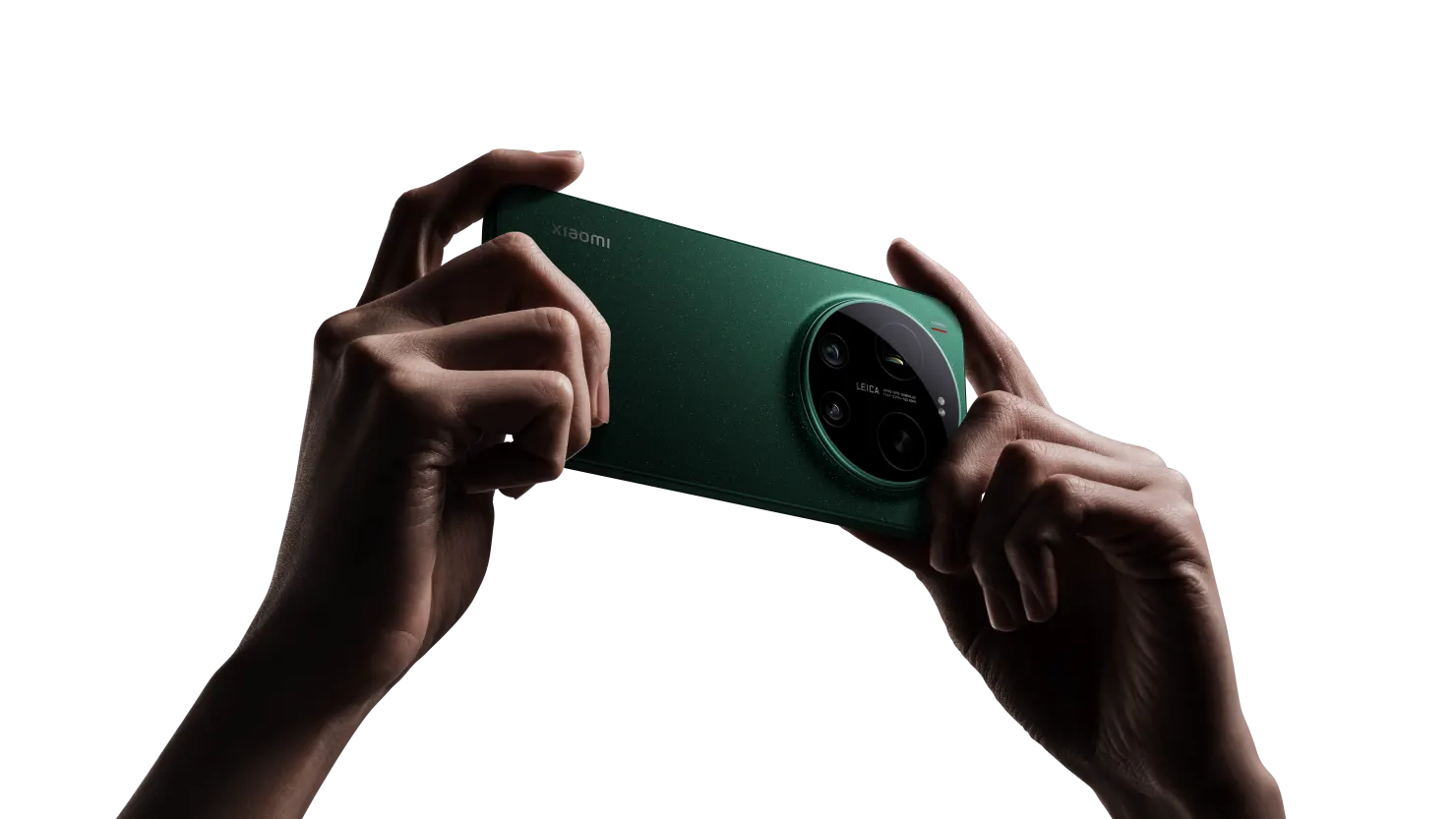 شاومي تطلق Xiaomi 17 وXiaomi 17 Ultra مع تصاعد أزمة أسعار الذاكرة في 2026