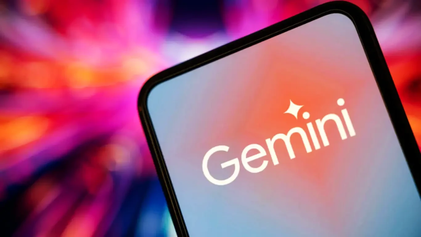 جوجل تختبر تحديث جديد لتطبيق Gemini يضيف أيقونات وألوانًا زاهية