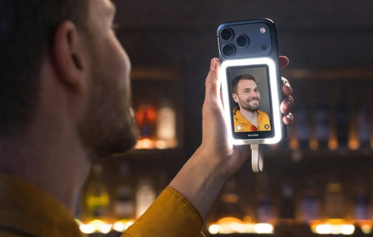 Insta360 تطلق شاشة Snap لتحويل الكاميرا الخلفية إلى أداة سيلفي احترافية