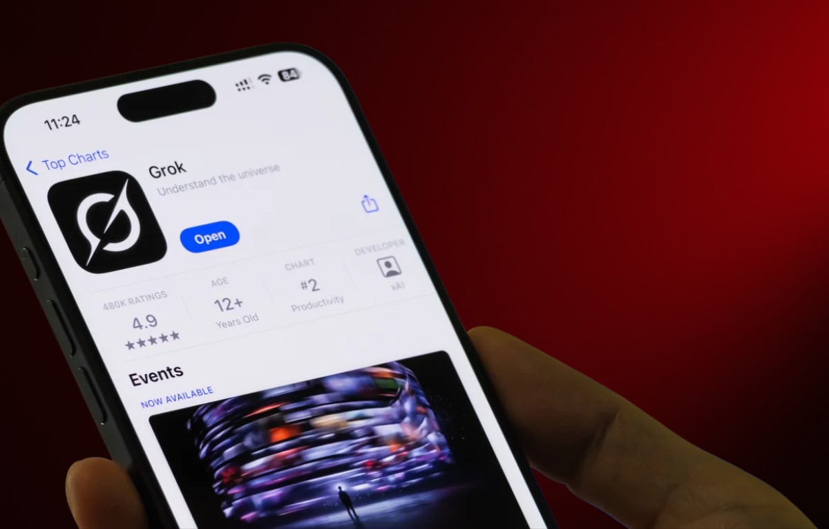 تقرير.. آبل هدّدت بحذف تطبيق Grok بسبب المحتوى الإباحي المزيف