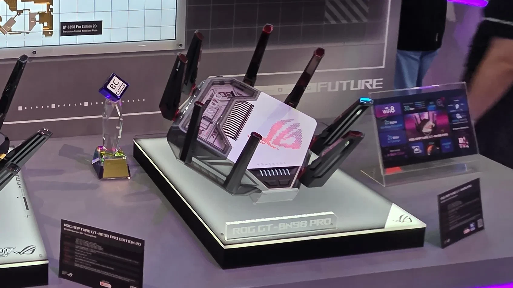 Computex26: الكشف عن أول راوتر يدعم Wi-Fi 8 من ASUS بتحسينات كبيرة!
