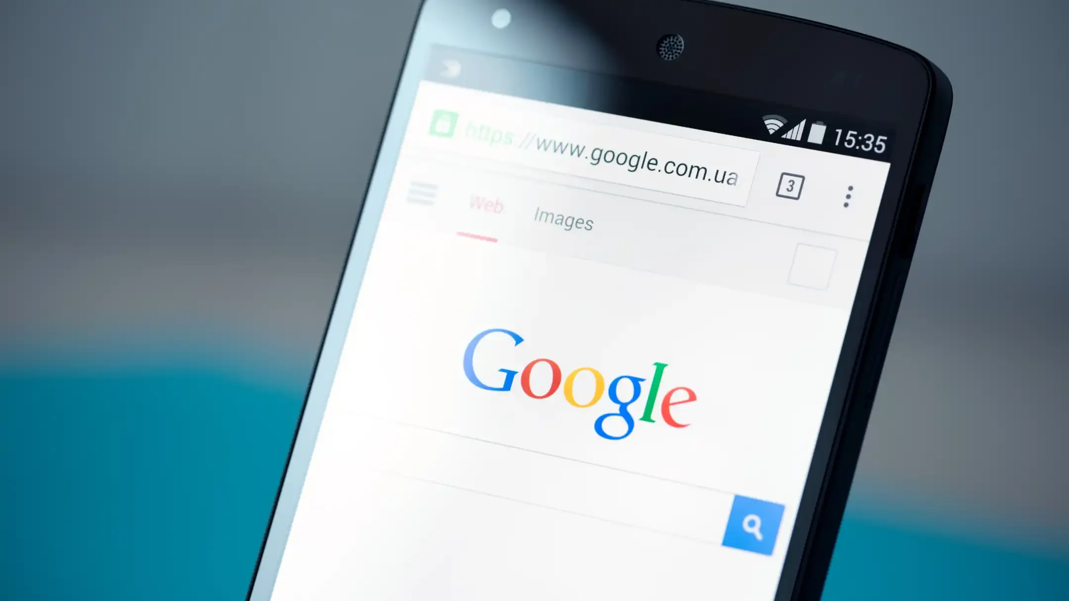 جوجل تطور ميزة تسجل محادثاتك وتلخصها بالذكاء الاصطناعي في هواتف Pixel
