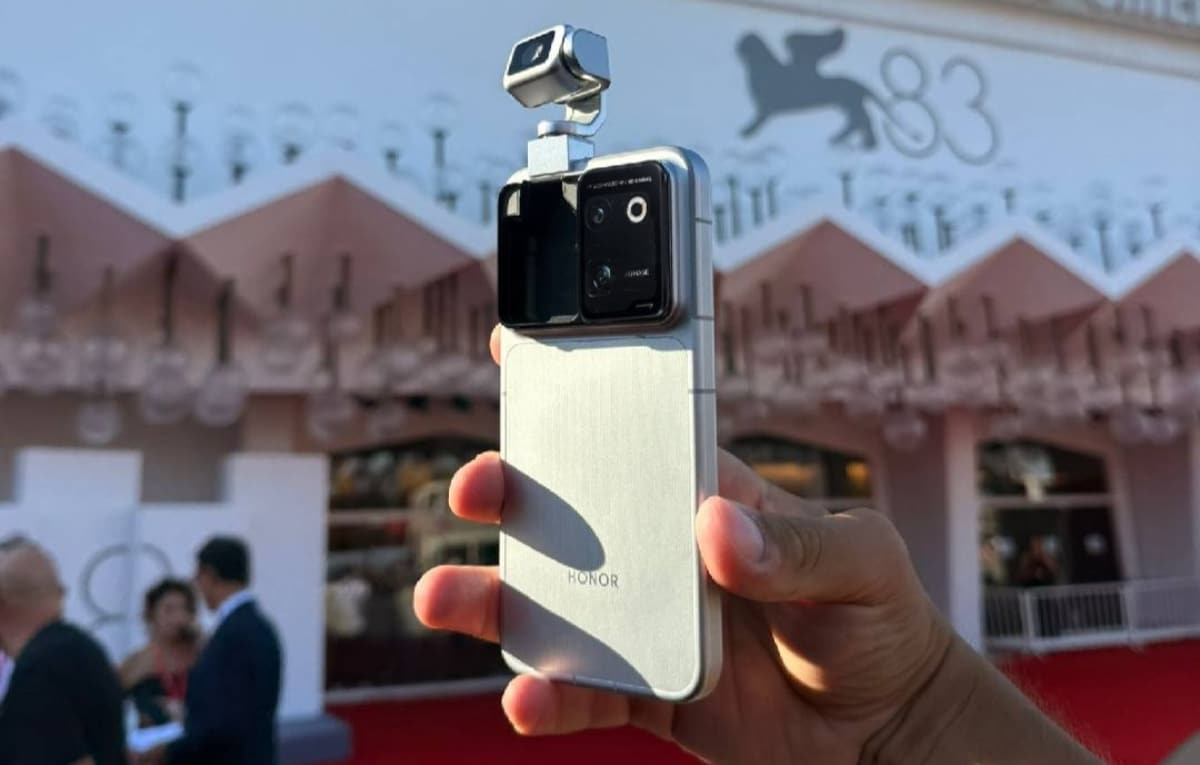 هاتف بقدرات سينمائية.. هونر تستعرض “Robot Phone” في مهرجان فينيسيا السينمائي الدولي